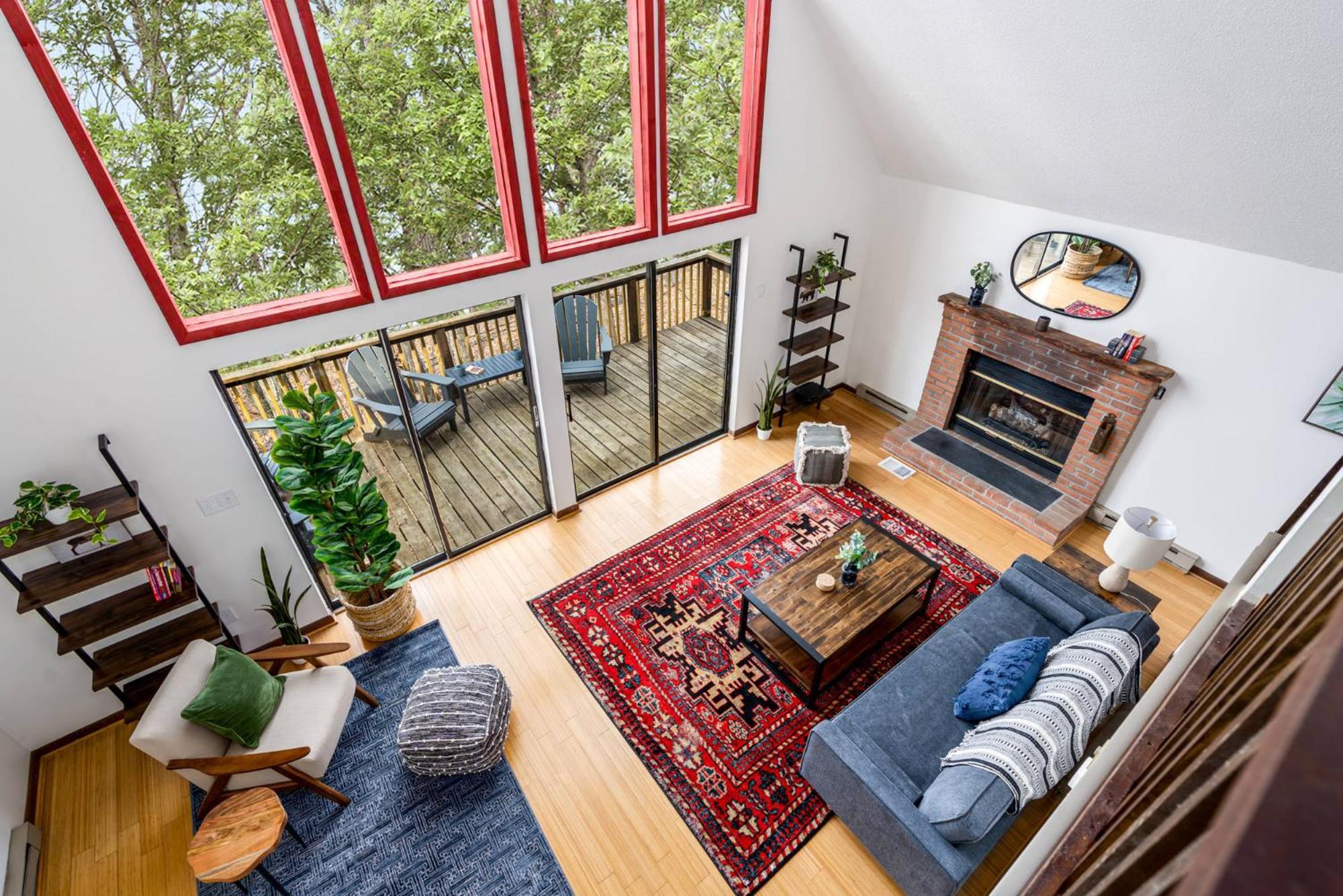 Modern Chalet Cabin W Hot Tub, Deck&Grill, & Wifi! Inwood Εξωτερικό φωτογραφία